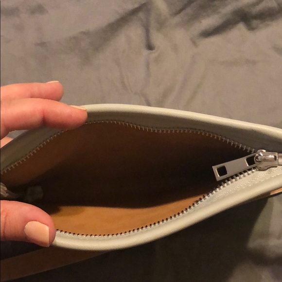 Michael Kors Belt bag (24" belt) - Picture 3 of 4